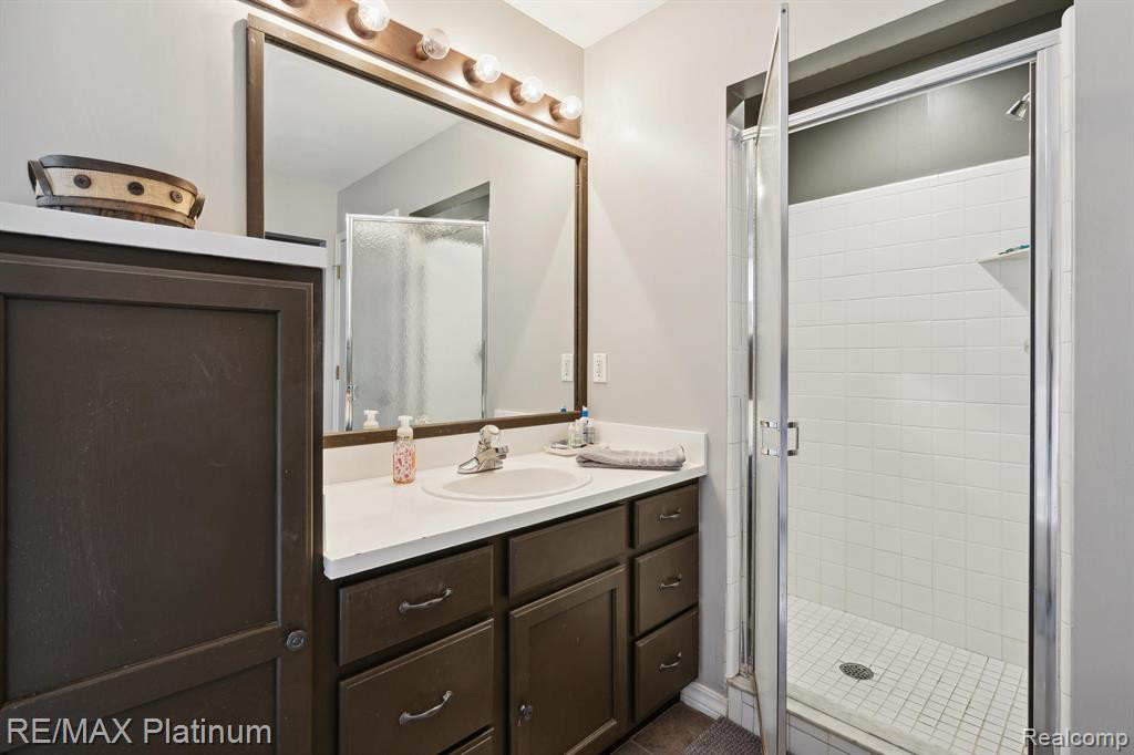 5903 CARY Drive, Ypsilanti, MI 48197 — Photo 17