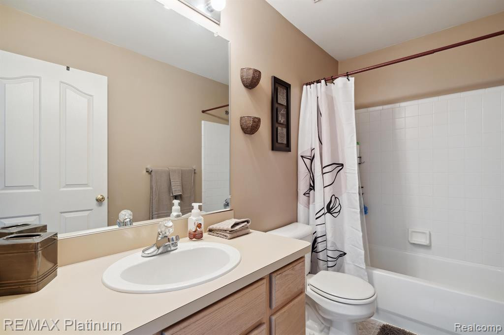 5903 CARY Drive, Ypsilanti, MI 48197 — Photo 27