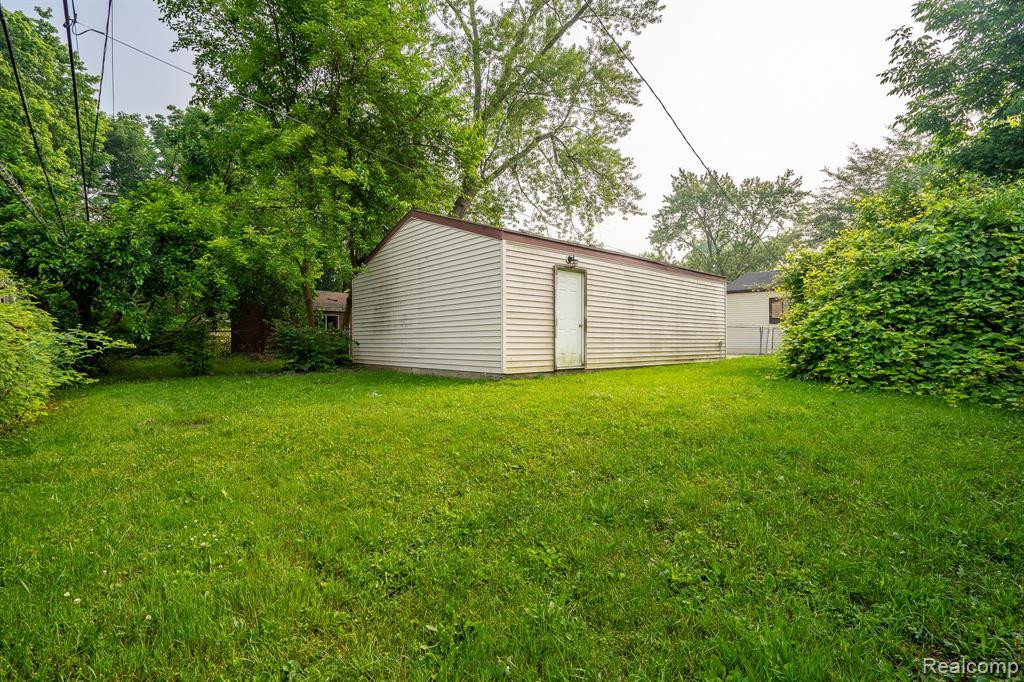 5113 GLENIS Street, Dearborn Heights, MI 48125 — Photo 52