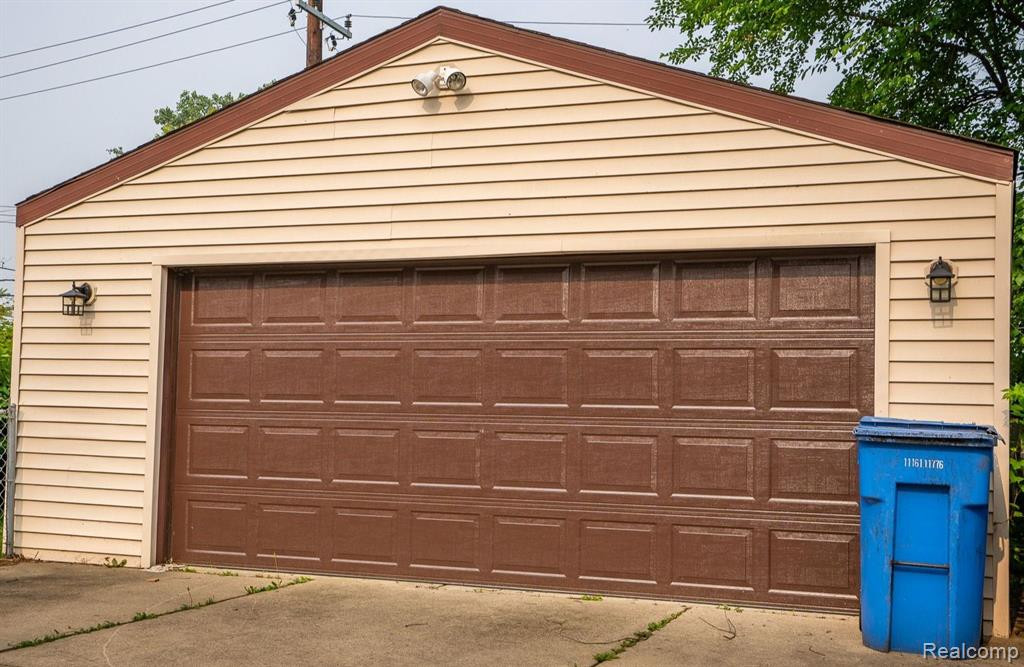 5113 GLENIS Street, Dearborn Heights, MI 48125 — Photo 54