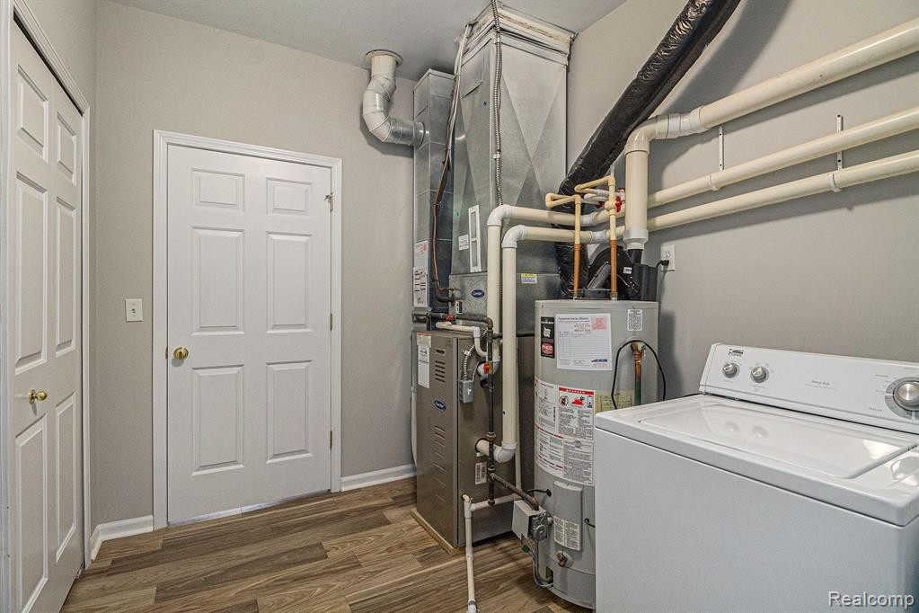 1114 RIAL LAKE Drive, Howell, MI 48843 — Photo 24