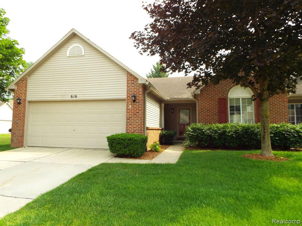 616 WOODBERRY Lane, Brighton, MI 48116 — front exterior