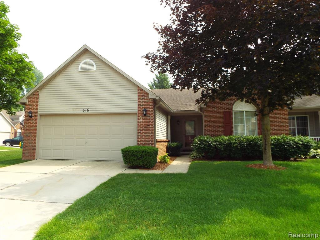 616 WOODBERRY Lane, Brighton, MI 48116 — Photo 3