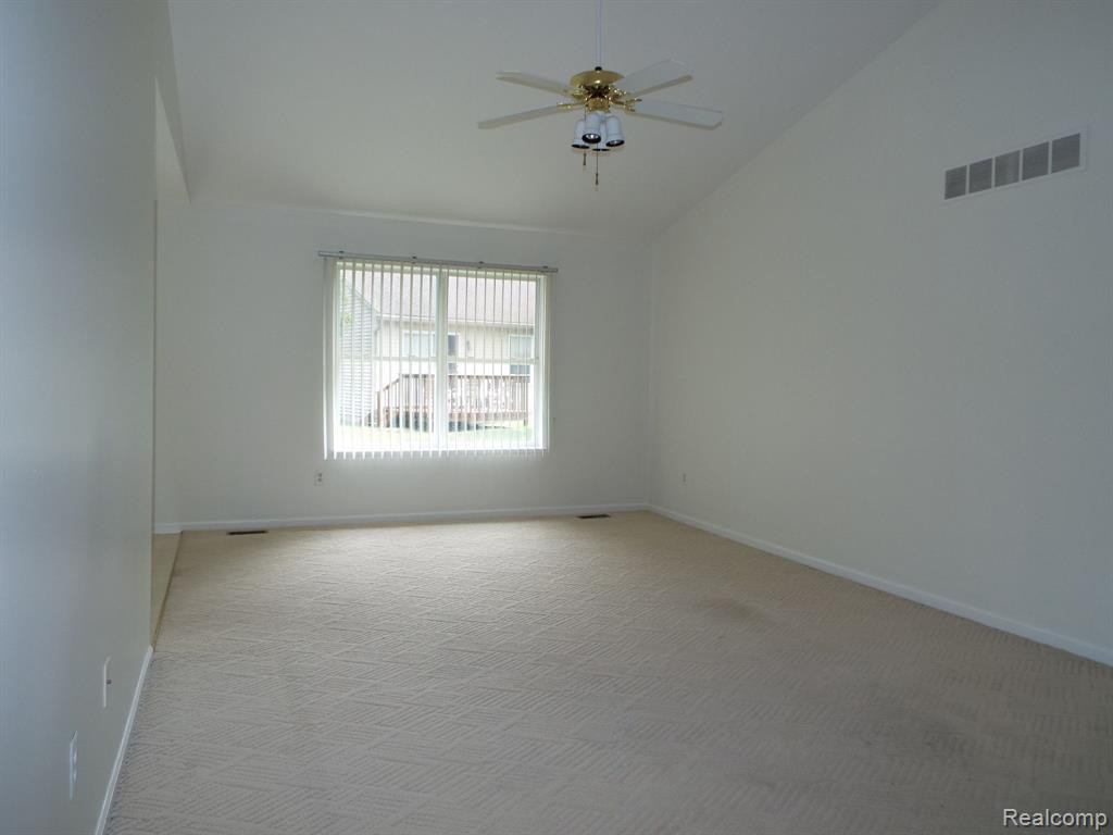 616 WOODBERRY Lane, Brighton, MI 48116 — Photo 7