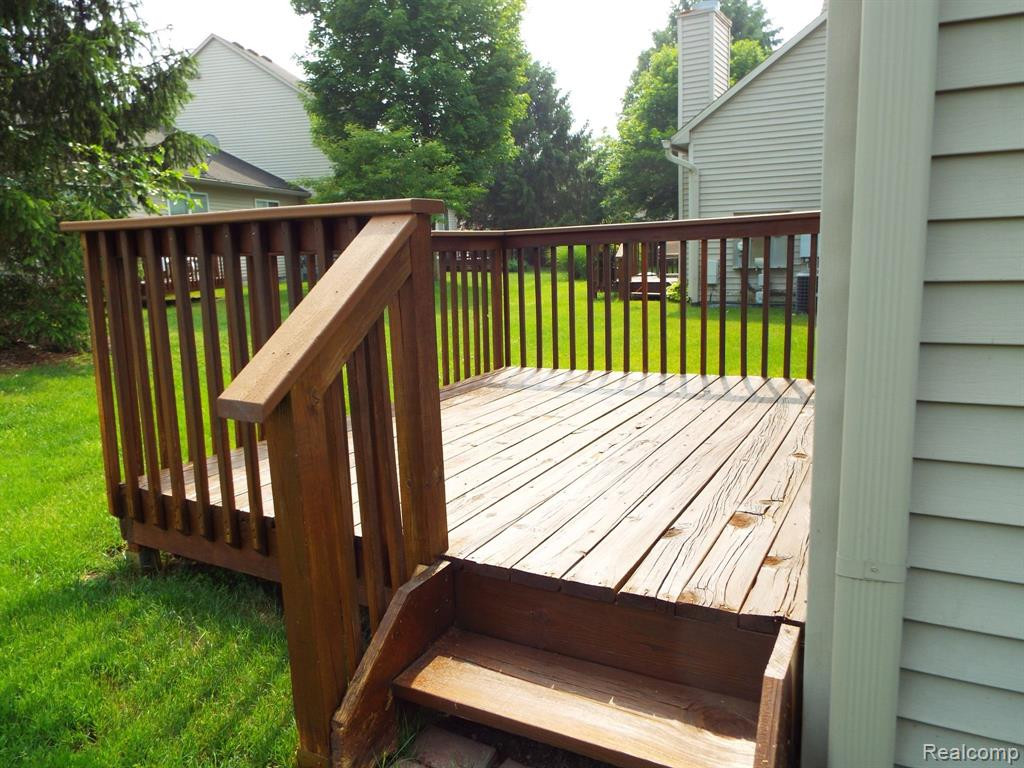 616 WOODBERRY Lane, Brighton, MI 48116 — Photo 33