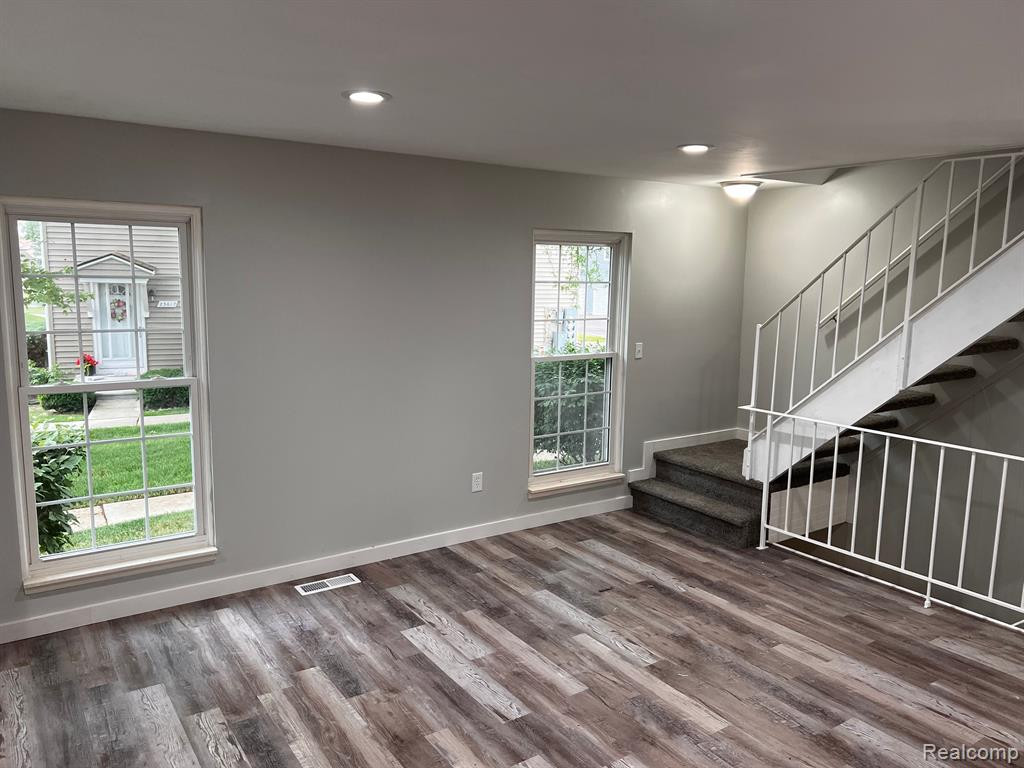 23462 DANBERRY Lane, Novi, MI — Photo 7
