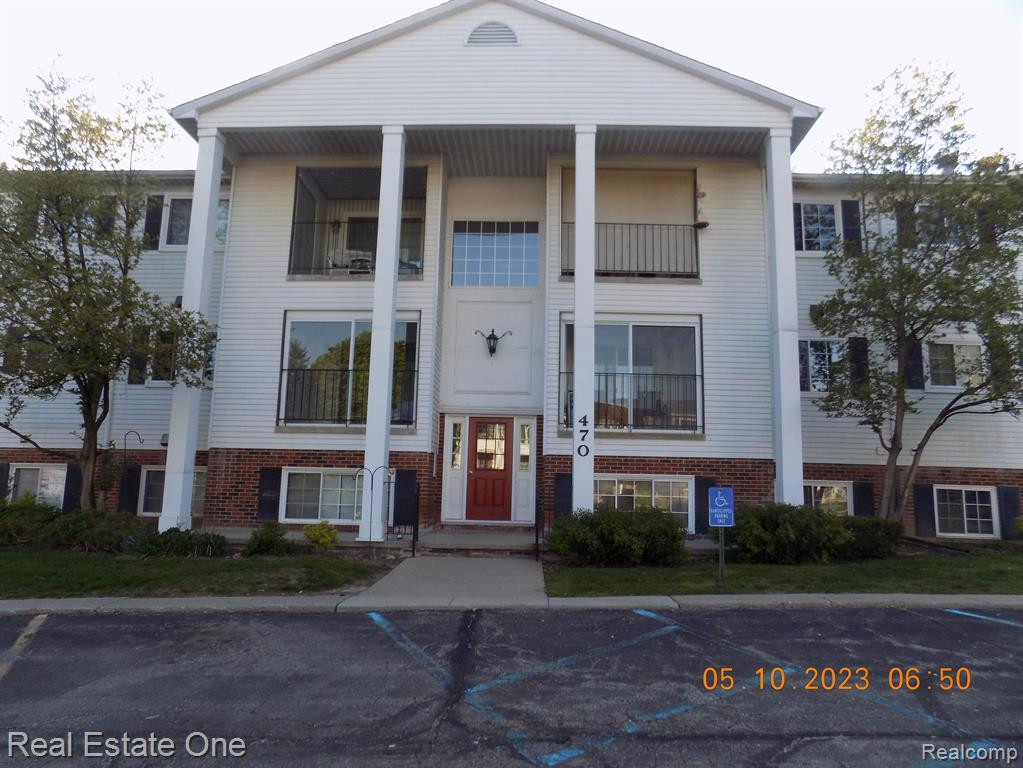 470 BALDWIN AVE, Rochester, MI 48307 — front exterior
