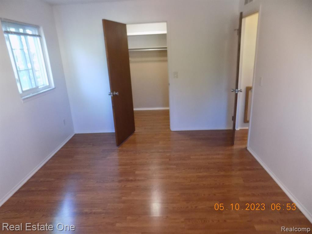 470 BALDWIN AVE, Rochester, MI 48307 — Photo 10