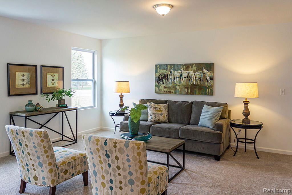 10031 SWAN LAKE Circle, 5, Ypsilanti, MI 48197 — Photo 7