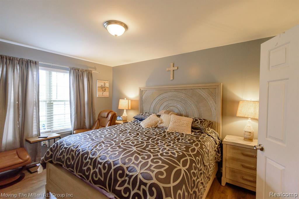 8743 HARDWOOD Drive, Unit #103, Belleville, MI 48111 — Photo 16