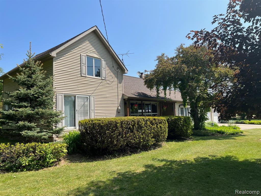 8382 WILLITS Road, Fostoria, MI 48435 — Photo 10