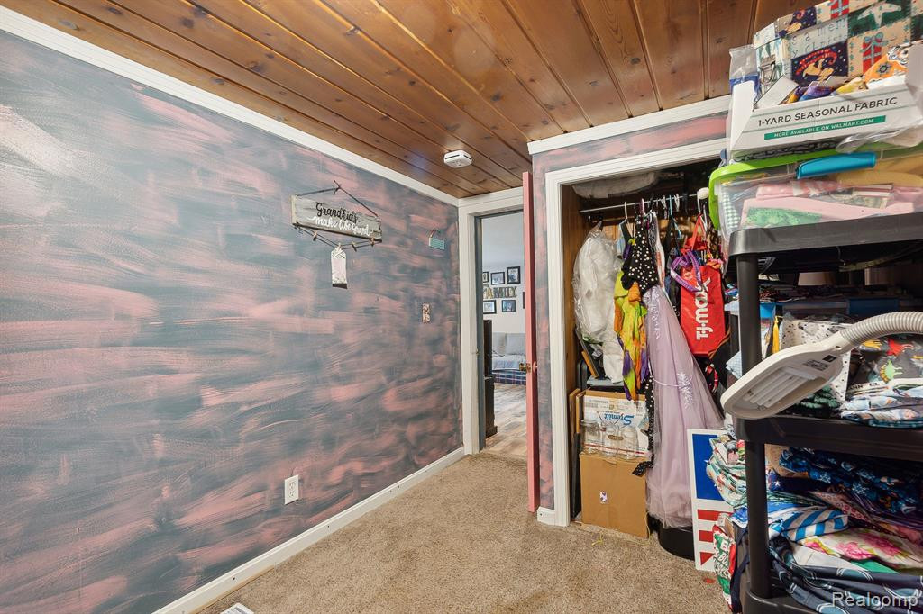 15041 SHARON Road, Chesaning, MI 48616 — Photo 12