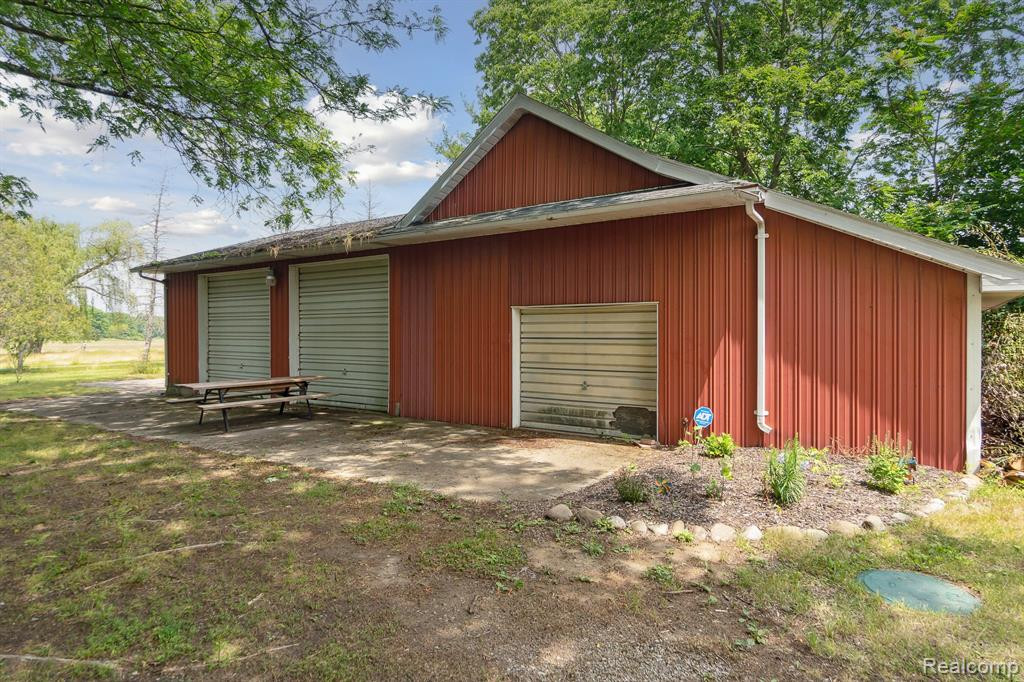 15041 SHARON Road, Chesaning, MI 48616 — Photo 26