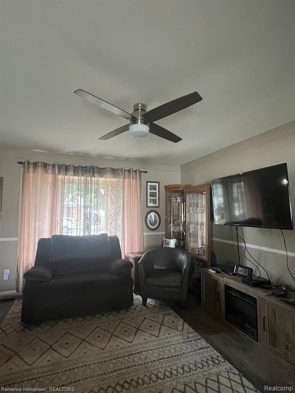 8473 FORREST Drive, Canton, MI 48187 — Photo 2