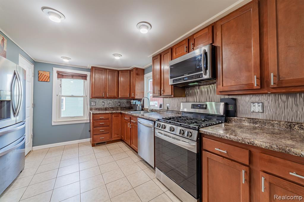 3279 NORDMAN Road, Ann Arbor, MI 48108 — Photo 12