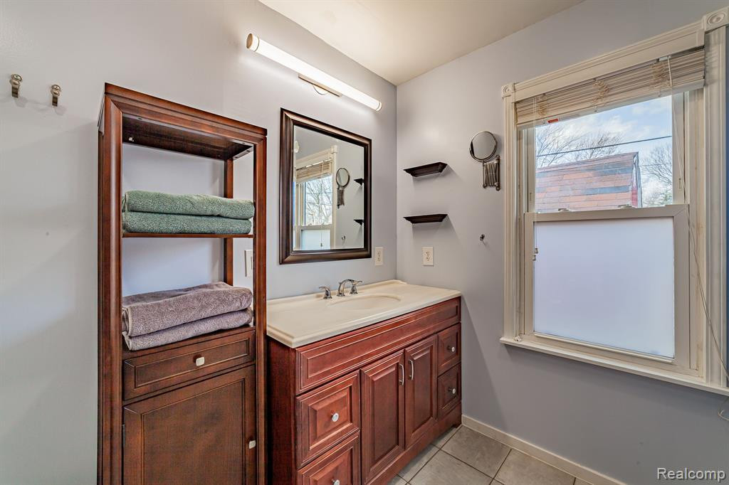 3279 NORDMAN Road, Ann Arbor, MI 48108 — Photo 22
