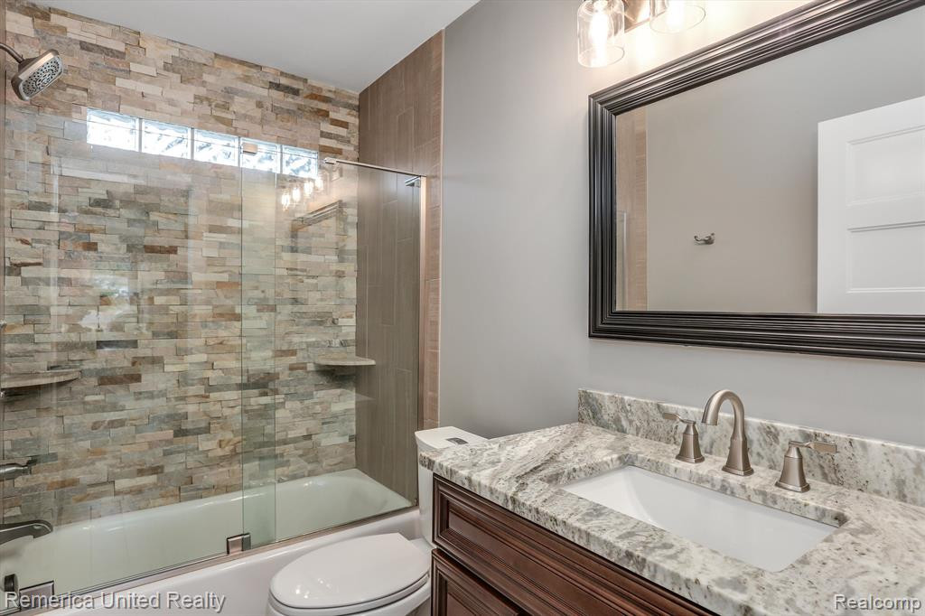 9235 SILVERSIDE, South Lyon, MI 48178 — Photo 31