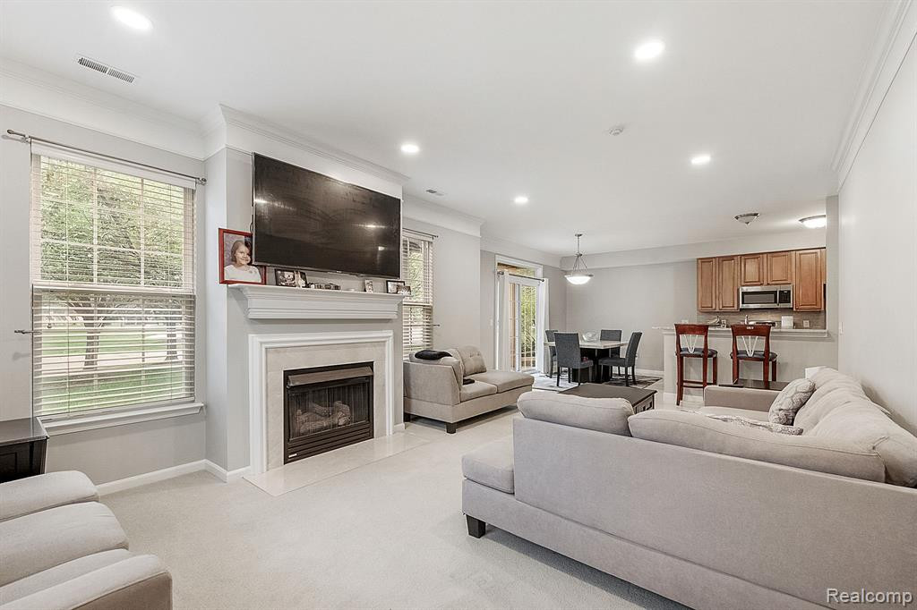 1998 CEDAR VALLEY Drive, Canton, MI 48188 — Photo 9