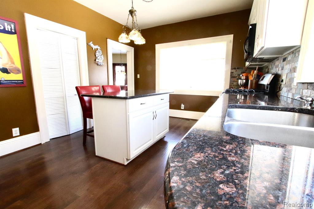 130 N MAIN Street, Clarkston, MI — Photo 27