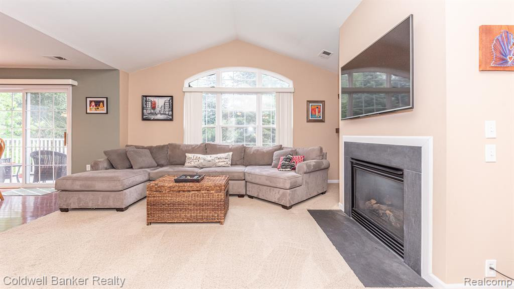 3944 ELIZABETH Avenue, Canton, MI 48188 — Photo 8
