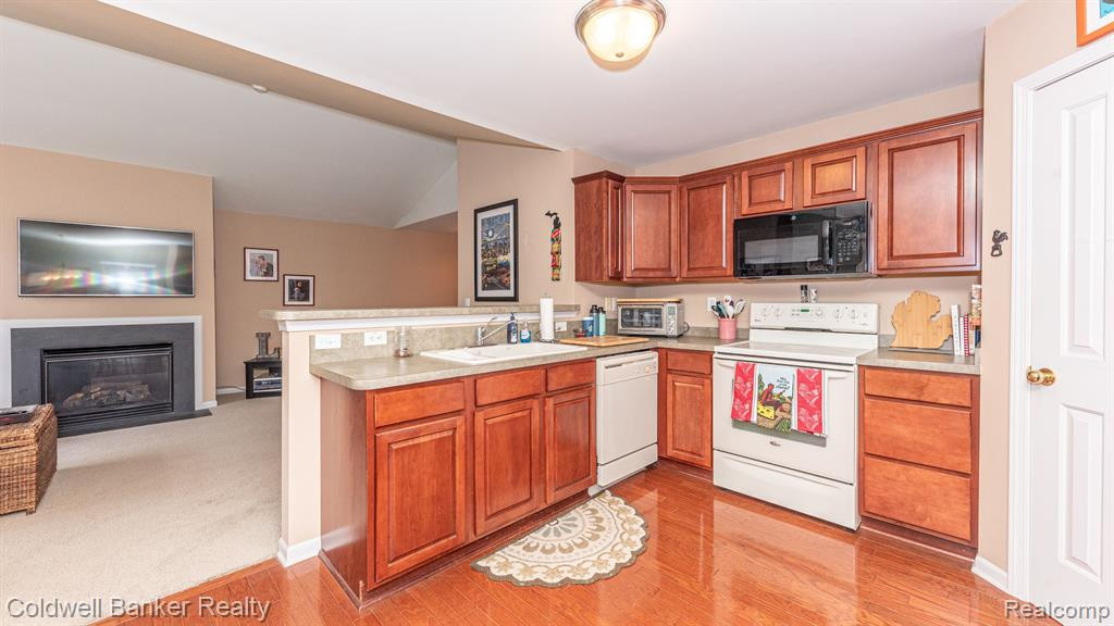 3944 ELIZABETH Avenue, Canton, MI 48188 — Photo 21