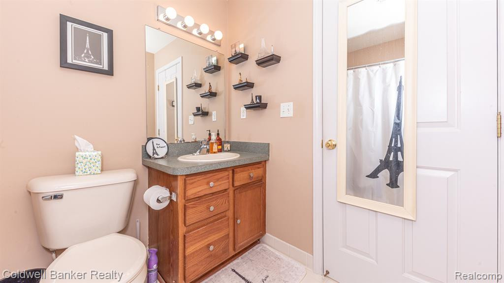 3944 ELIZABETH Avenue, Canton, MI 48188 — Photo 33