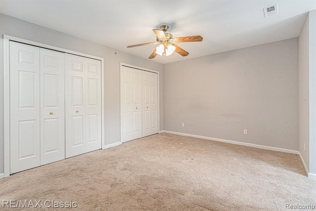 19107 ADDINGTON Drive, Commerce Twp, MI 48390 — Photo 17