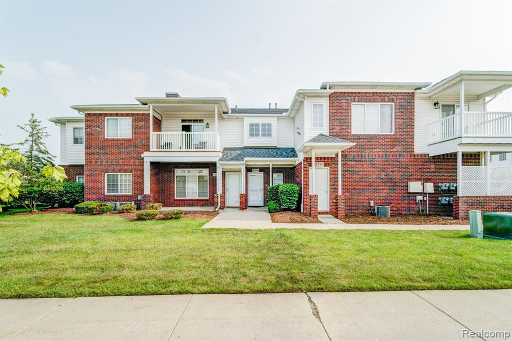 5753 ACORN Lane, Sterling Heights, MI 48314 — front exterior