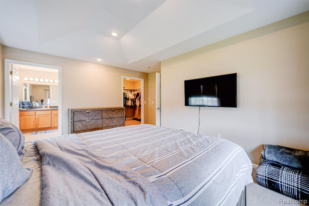 5753 ACORN Lane, Sterling Heights, MI 48314 — Photo 18