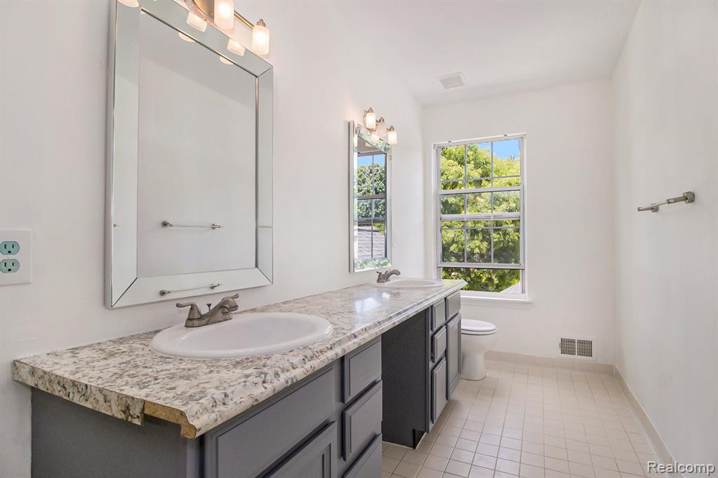 3227 Roon the Ben, Ann Arbor, MI 48108 — Photo 10