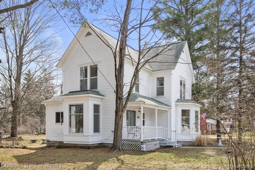 602 N BRIDGE Street, Bellaire, MI 49615 — Photo 2