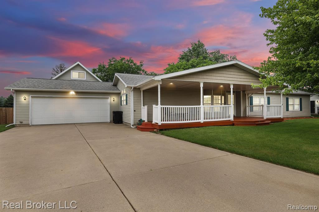 9349 MAPLE Street, New Lothrop, MI 48460 — front exterior