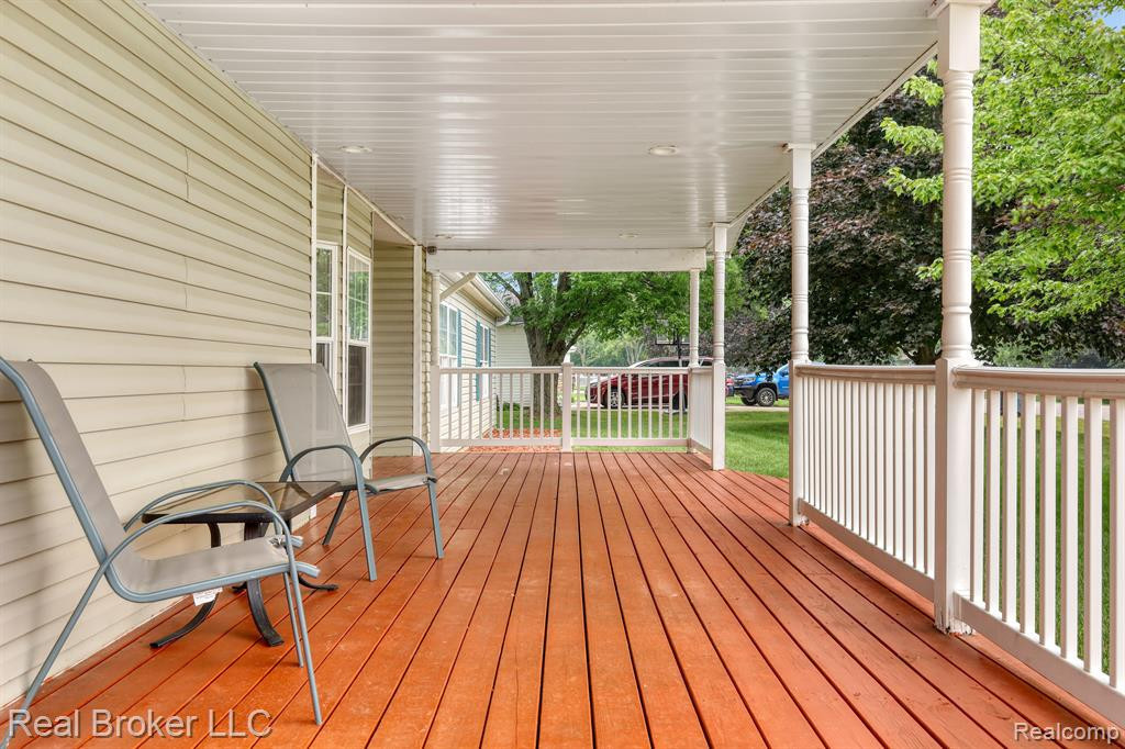9349 MAPLE Street, New Lothrop, MI 48460 — Photo 3