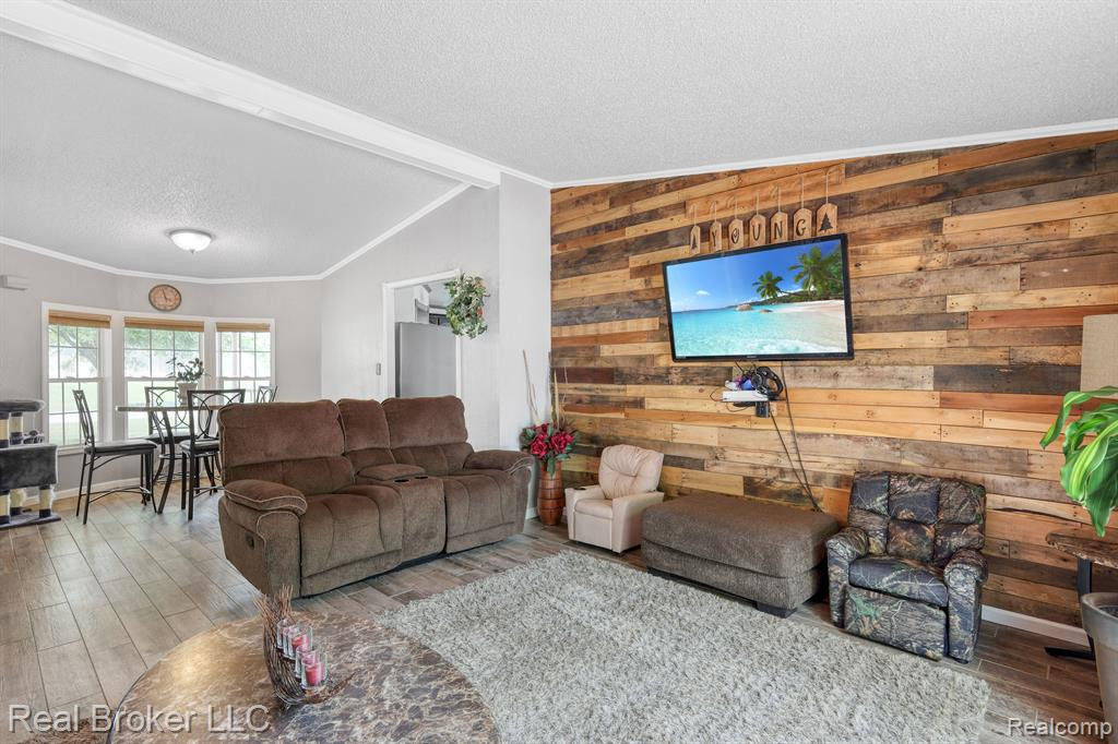 9349 MAPLE Street, New Lothrop, MI 48460 — Photo 6