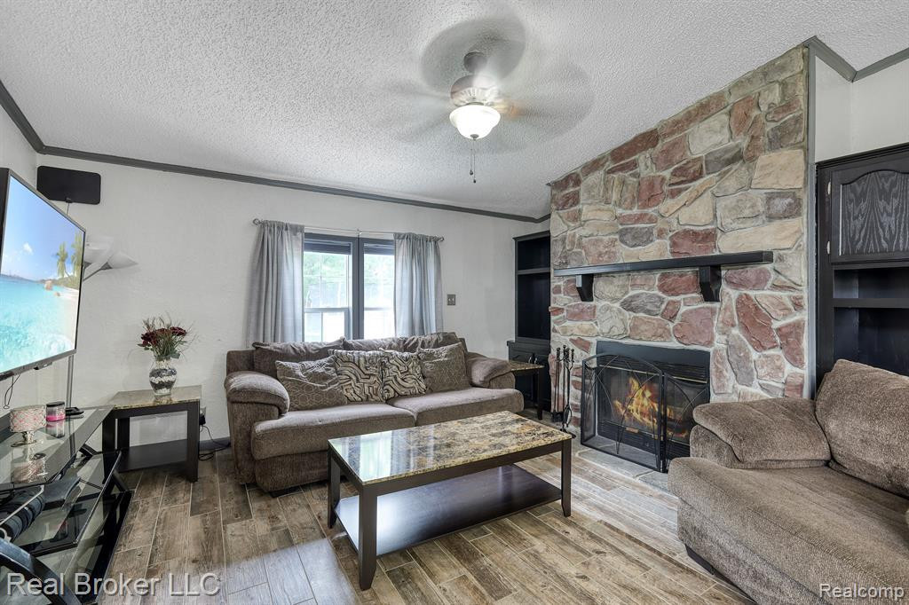 9349 MAPLE Street, New Lothrop, MI 48460 — Photo 11