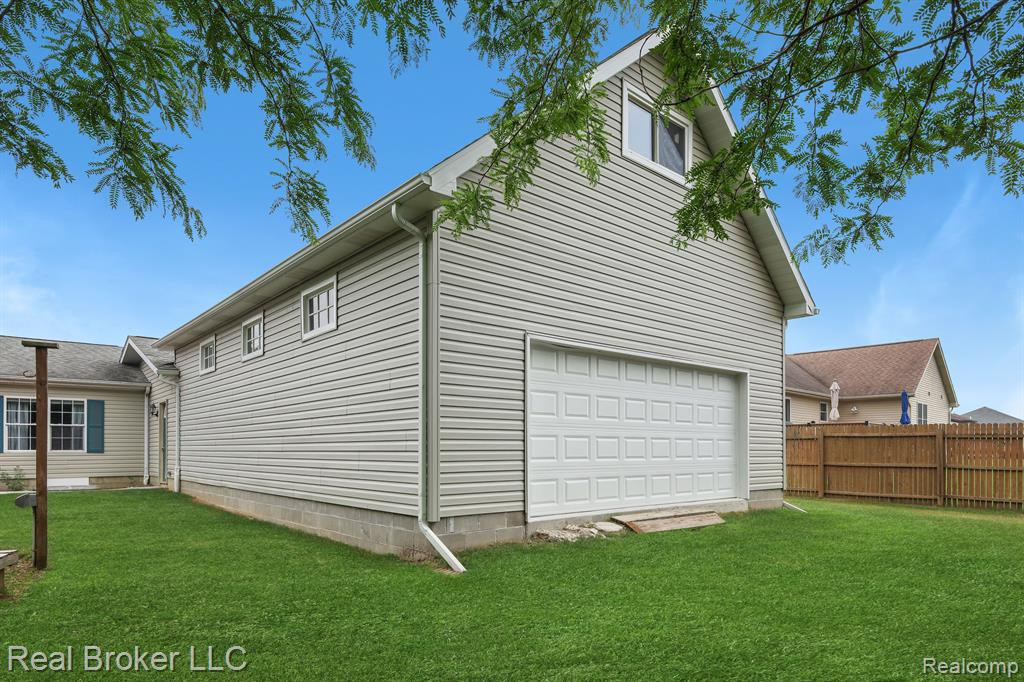 9349 MAPLE Street, New Lothrop, MI 48460 — Photo 38