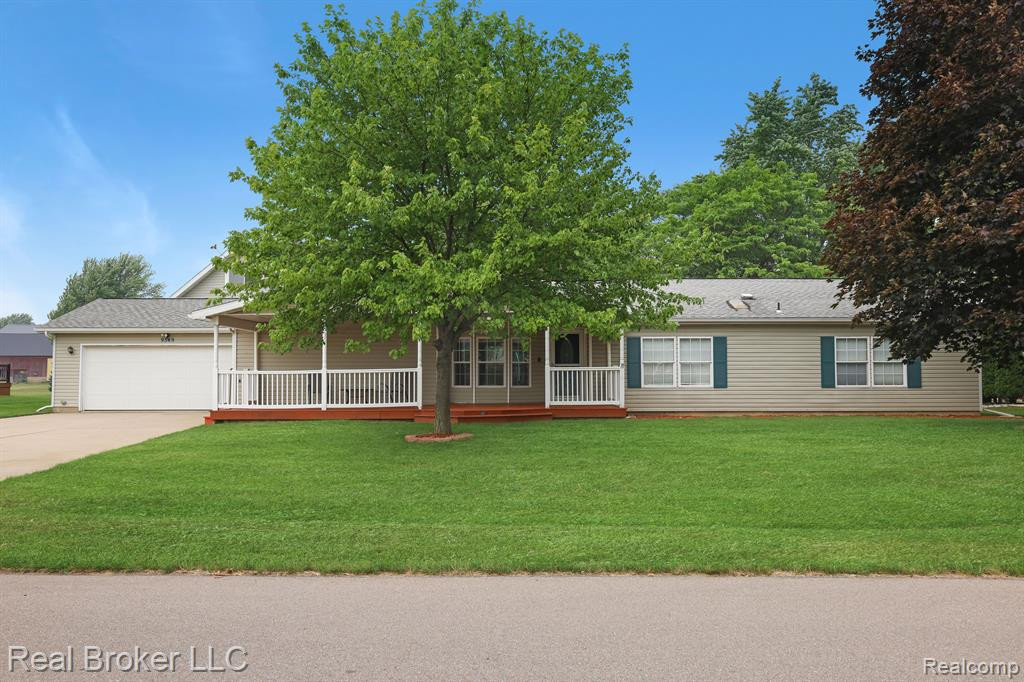 9349 MAPLE Street, New Lothrop, MI 48460 — Photo 44