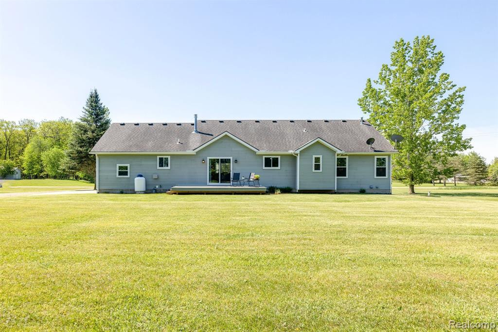 11462 VINSON Lane, Emmett, MI 48022 — Photo 7