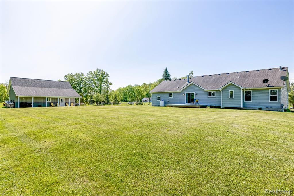 11462 VINSON Lane, Emmett, MI 48022 — Photo 8