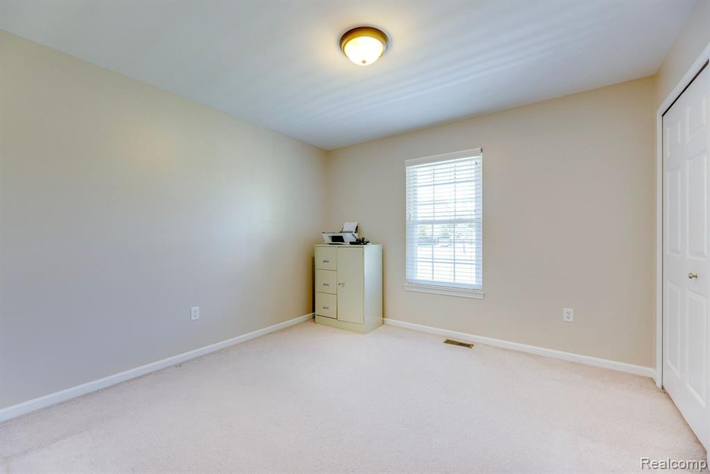 11462 VINSON Lane, Emmett, MI 48022 — Photo 31