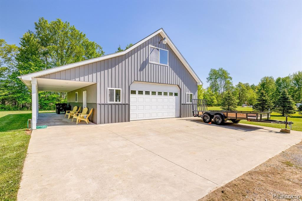 11462 VINSON Lane, Emmett, MI 48022 — Photo 53