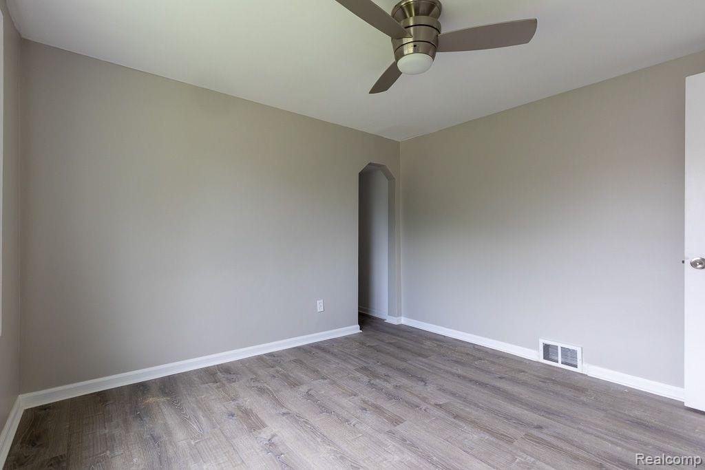 4234 BEACH Street, Ecorse, MI 48229 — Photo 47