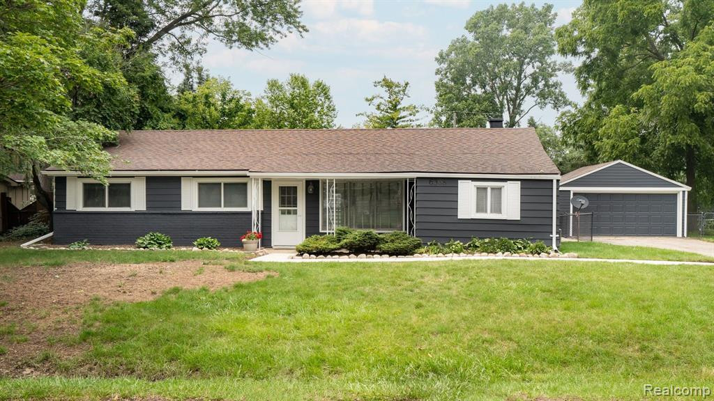 6368 HERMANA Road, West Bloomfield, MI 48324 — Photo 3