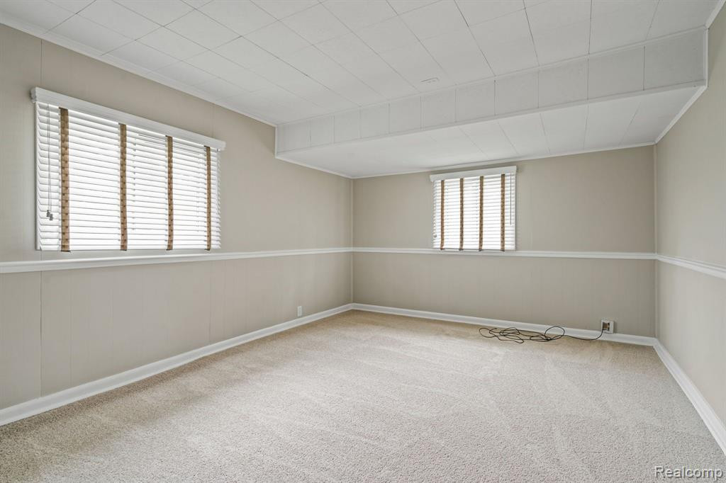 6368 HERMANA Road, West Bloomfield, MI 48324 — Photo 9