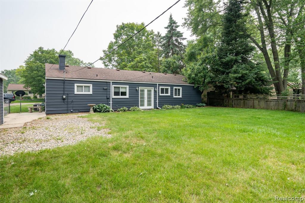 6368 HERMANA Road, West Bloomfield, MI 48324 — Photo 25