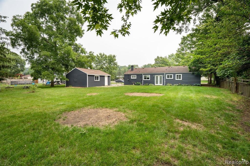 6368 HERMANA Road, West Bloomfield, MI 48324 — Photo 27