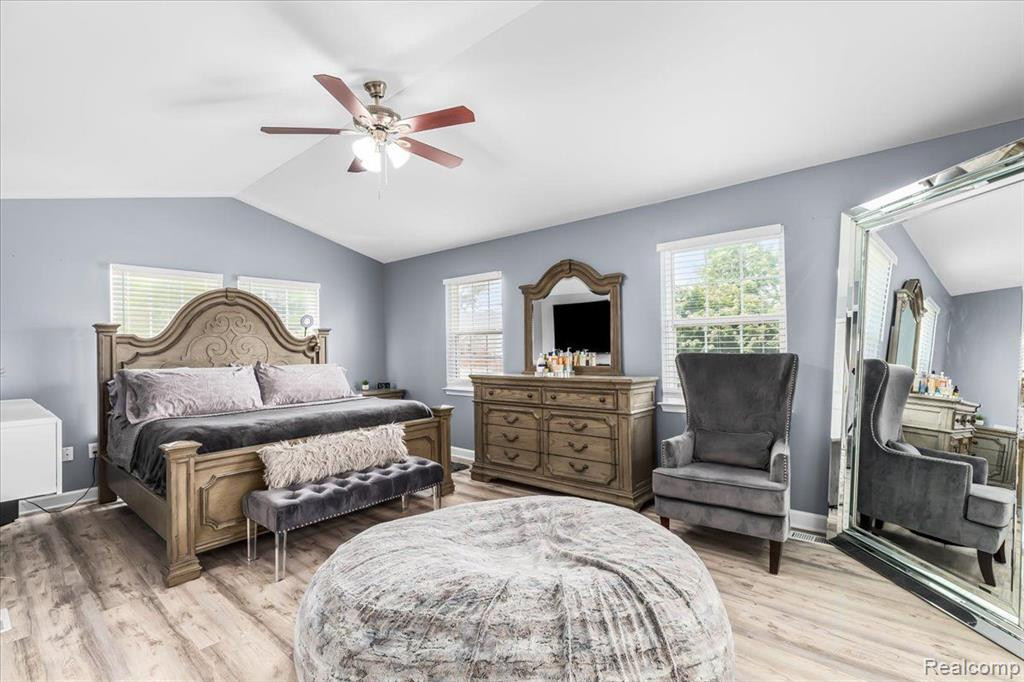 15595 BROOKSIDE Drive, Van Buren, MI 48111 — Photo 28