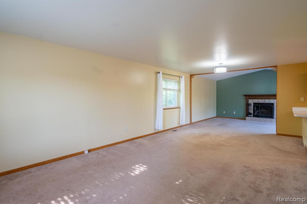 780 STONEY Drive, South Lyon, MI 48178 — Photo 7