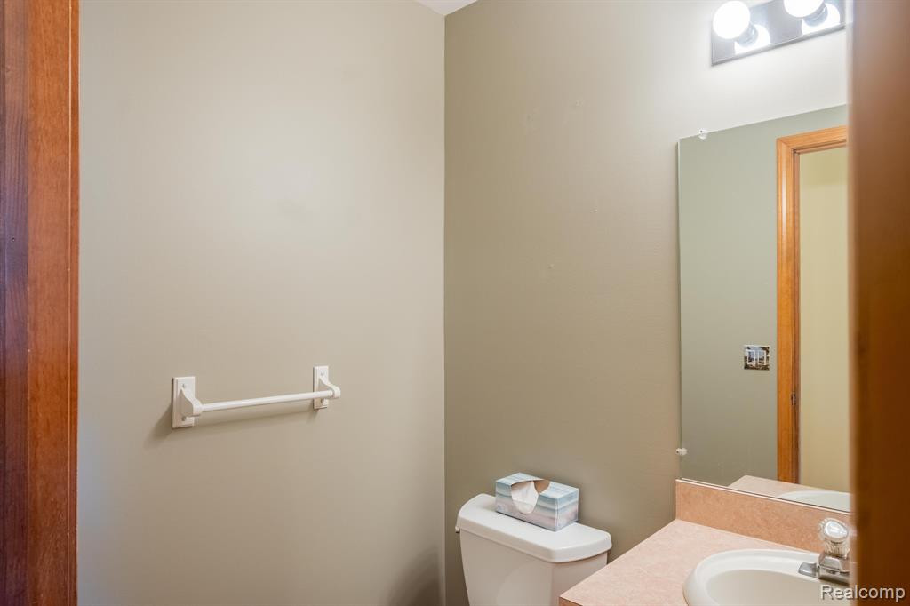 780 STONEY Drive, South Lyon, MI 48178 — Photo 13