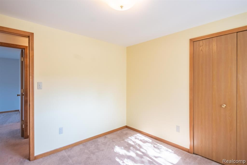 780 STONEY Drive, South Lyon, MI 48178 — Photo 19